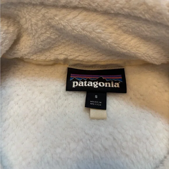 Patagonia Off-White Fleece Pullover - Picture 4 of 12